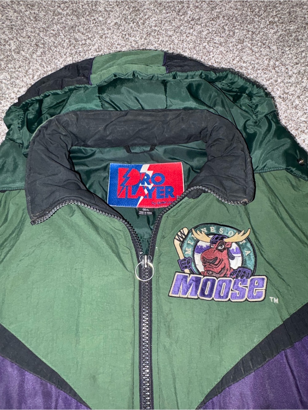 Minnesota Moose Jacket - Picture 3 of 6